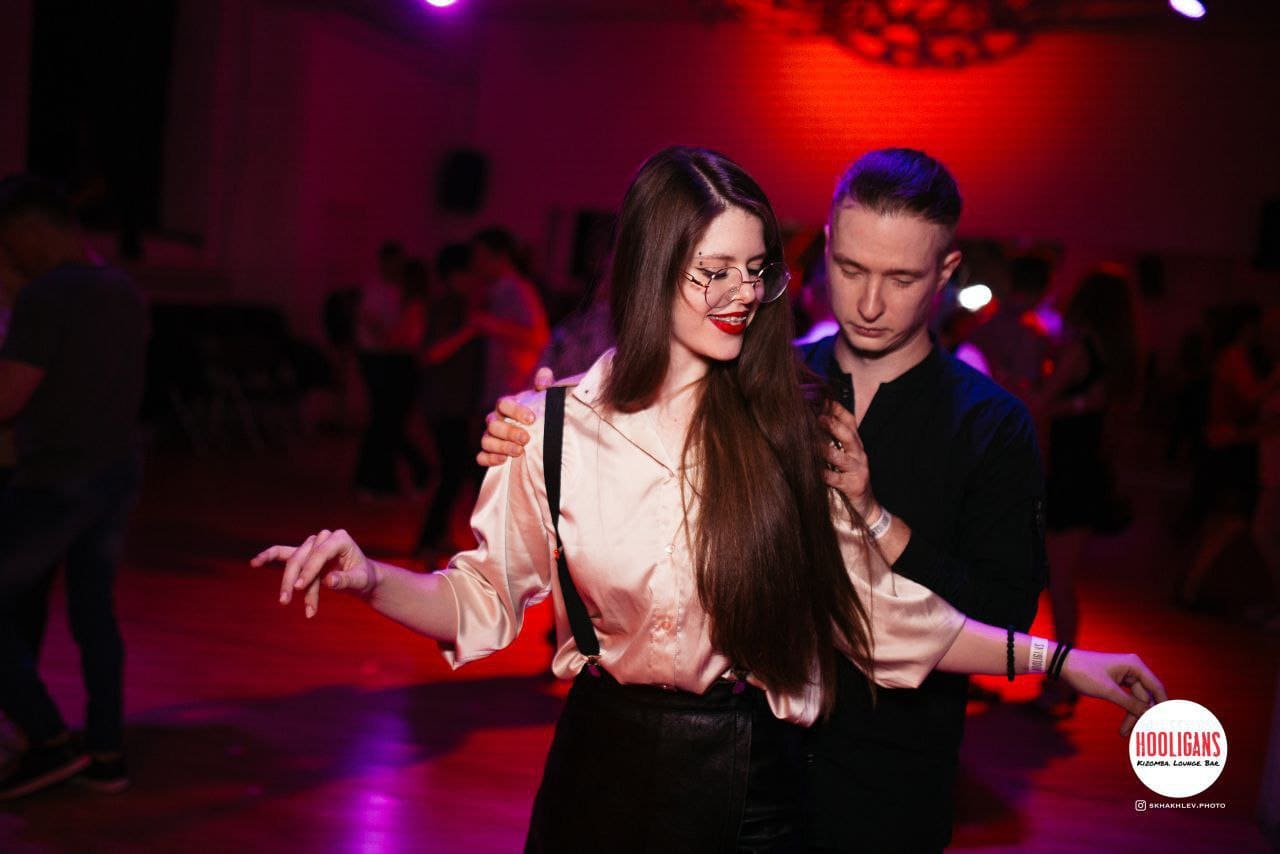 кизомба танец